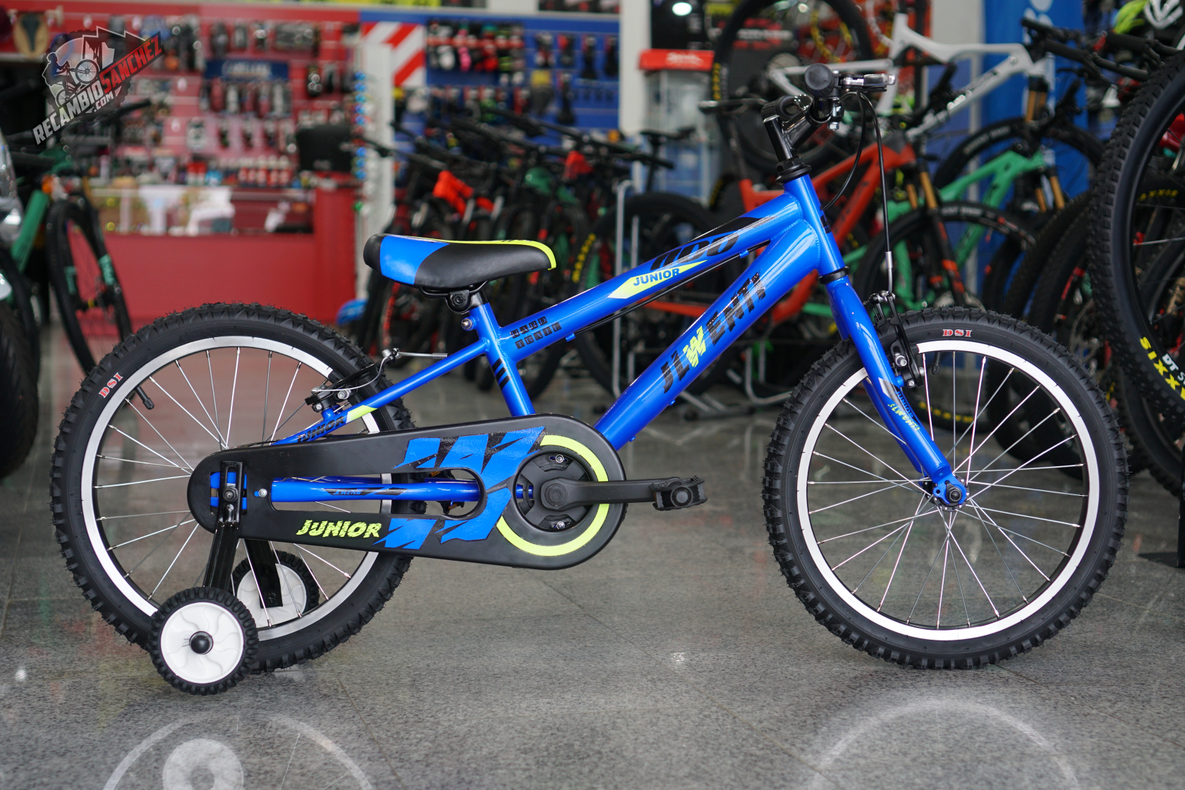  Axdwfd Bicicleta infantil de 18 pulgadas, 20 pulgadas,  bicicletas infantiles con guardabarros y freno de mano, azul, bicicleta  roja : Deportes y Actividades al Aire Libre